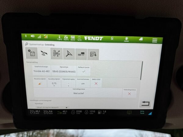 Tracot 1al Fendt 211 V