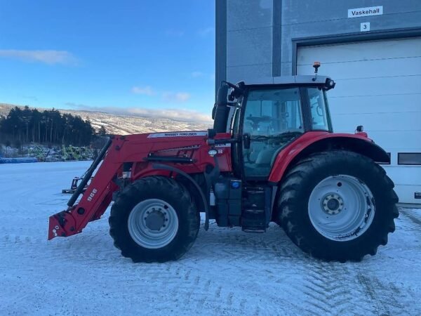 Massey Ferguson 7718