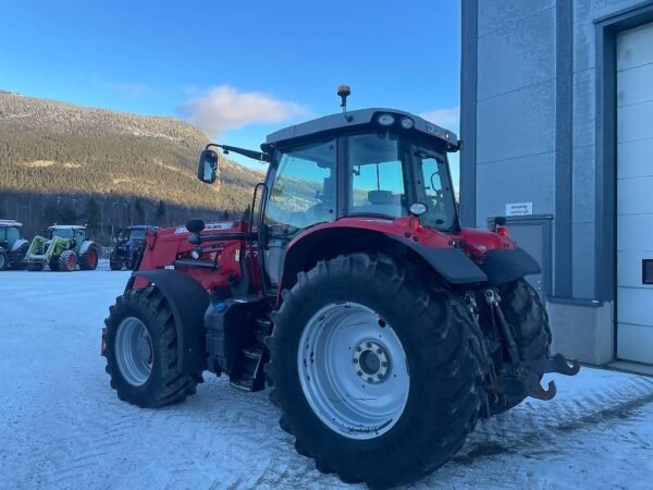 Massey Ferguson 7718
