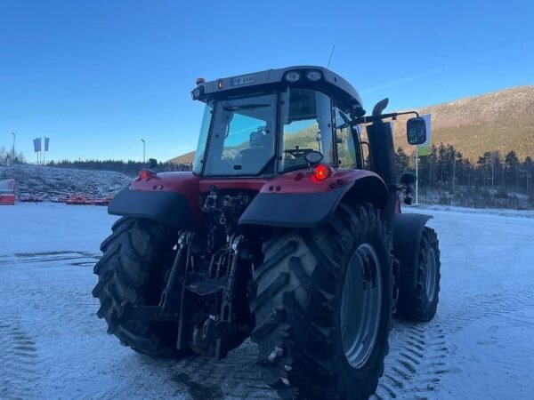 Massey Ferguson 7718