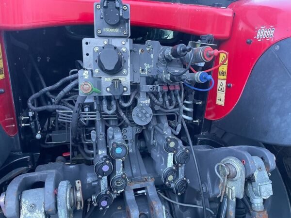 Massey Ferguson 7718