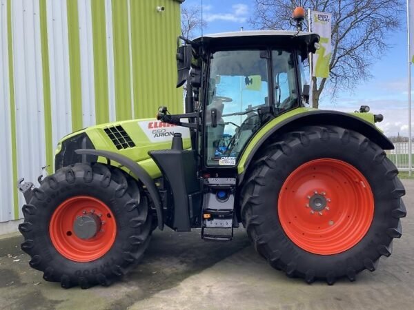 tracteur 2e Claas ARION 650 CMATIC CIS+