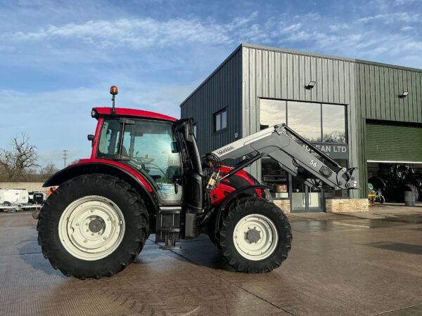 tracteur 7i Valtra N114 Hi Tech Tractor (ST25634)