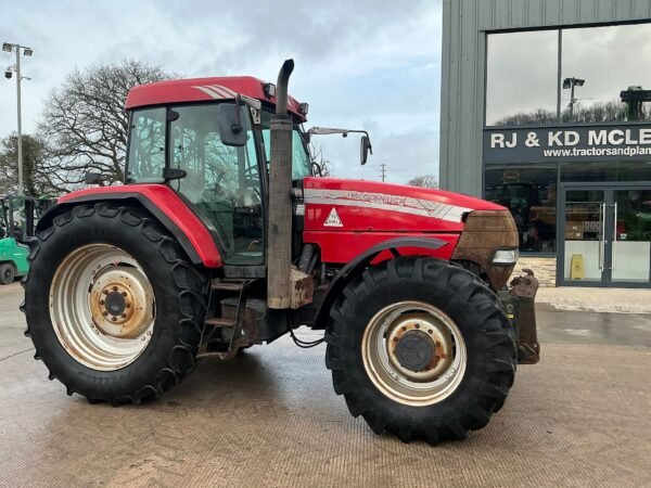 tracteur 8b McCormick MTX 150 Signature Edition Tractor (ST24827)
