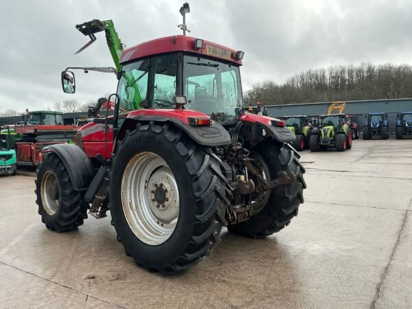 tracteur 8f McCormick MTX 150 Signature Edition Tractor (ST24827)