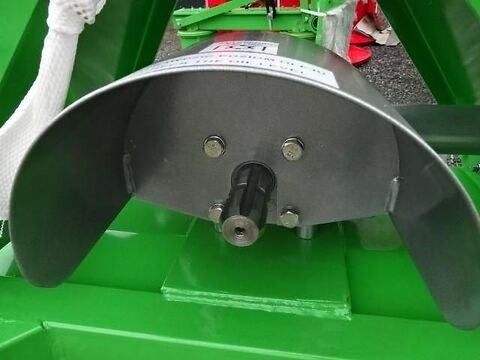 Bodenfräse 2 Meter mit Gelenkwelle