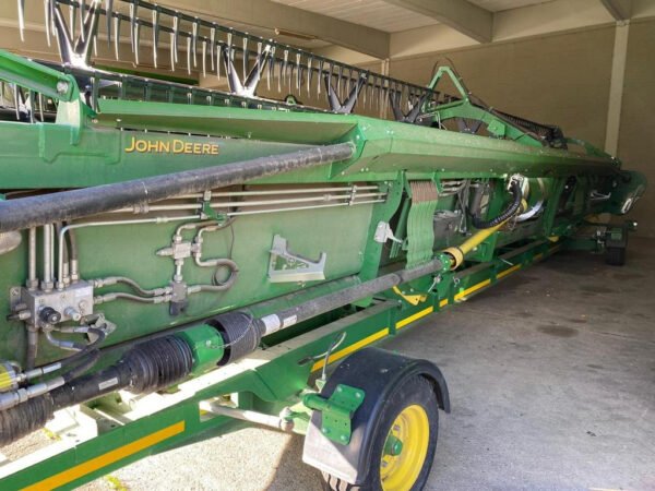 John Deere 740 PremiumFlow MOISSONNEUSE-BATTEUSE NEUF Premium Flow