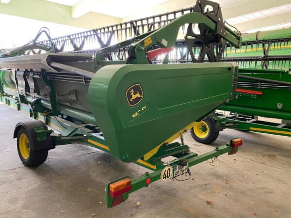 John Deere 740 PremiumFlow MOISSONNEUSE-BATTEUSE NEUF Premium Flow