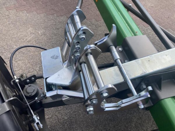 MOISSONNEUSE-BATTEUSE NEUF