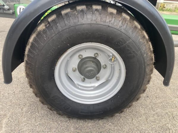 MOISSONNEUSE-BATTEUSE NEUF