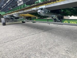 MOISSONNEUSE-BATTEUSE NEUF