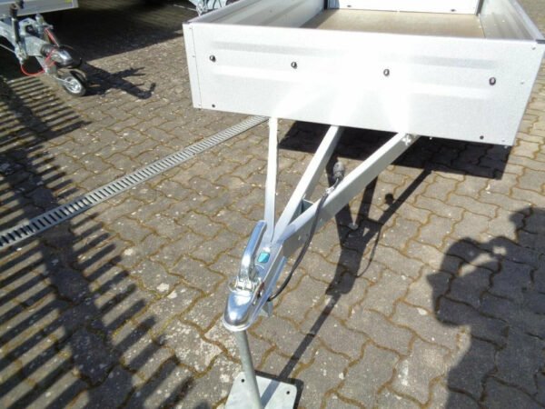 CAR Anhänger, 750 kg, 100 km/h