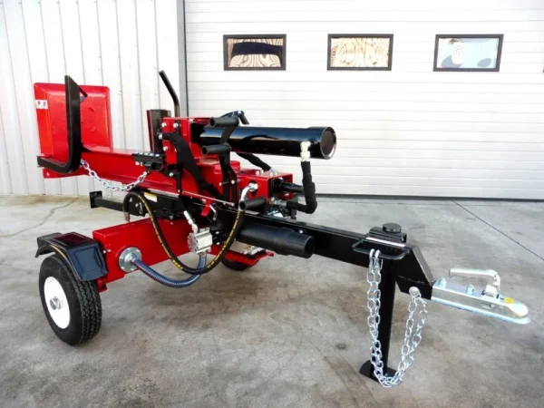 Fendeuse de bûches  thermique sur remorque