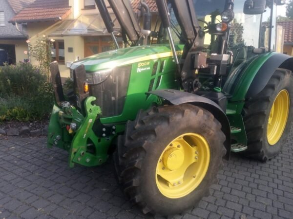 John Deere 5100 R