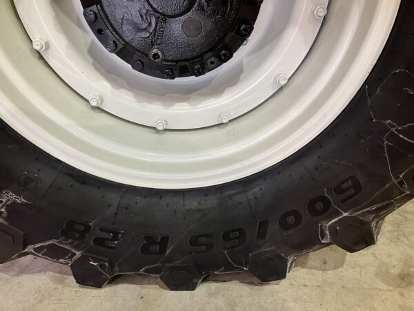 tracteur 16e Traktor 6185 CVT Hi-eSCR Profi