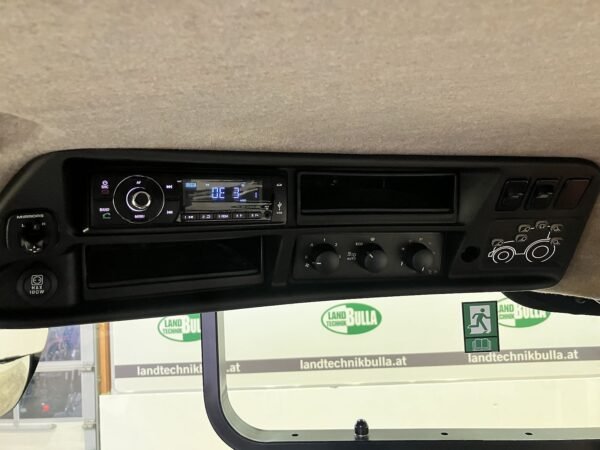 tracteur 16n Traktor 6185 CVT Hi-eSCR Profi