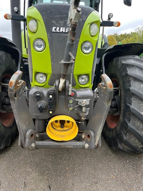 Claas Arion 650