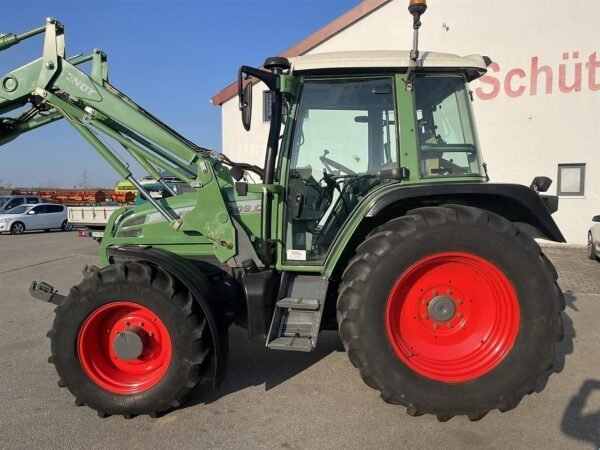 Fendt 309 Ci mit Frontlader und Frontkraftheber