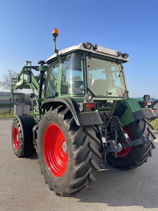 Fendt 309 Ci mit Frontlader und Frontkraftheber