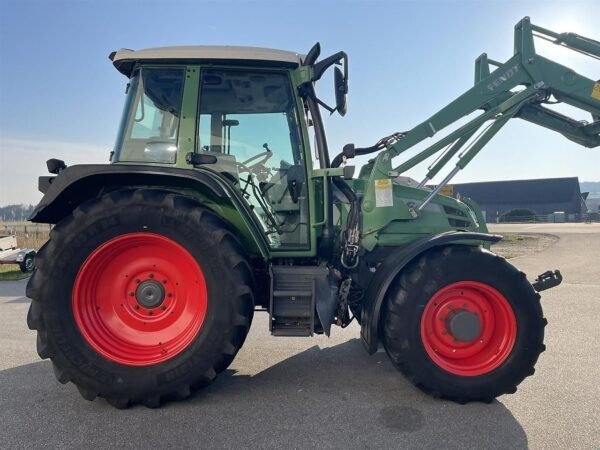 Fendt 309 Ci mit Frontlader und Frontkraftheber