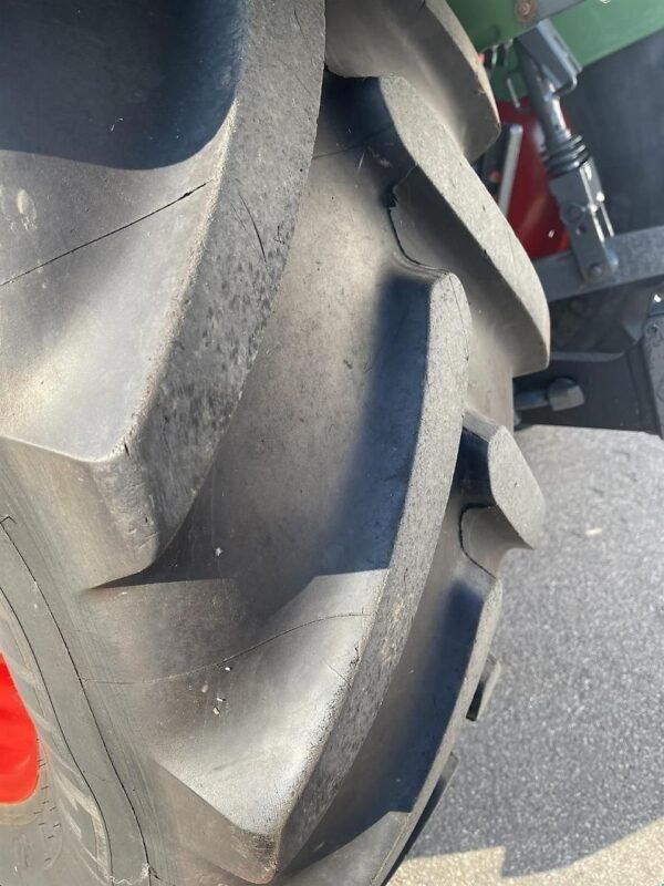 Fendt 309 Ci mit Frontlader und Frontkraftheber