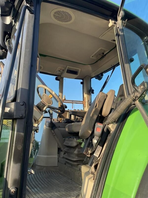 tracteur 24q John Deere 6830 Power Quad plus mit Frontlader und FZW, front PTO