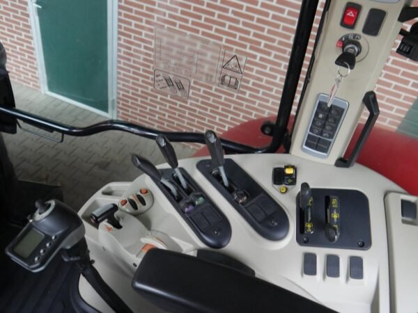 Massey Ferguson 7614 Dyna4 + Frontlader