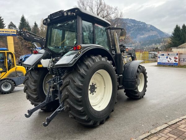 Valtra N 163