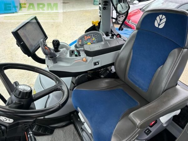 tracteur 29l New Holland T7.175