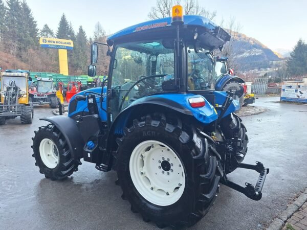 tracteur 30e New Holland T5.90S